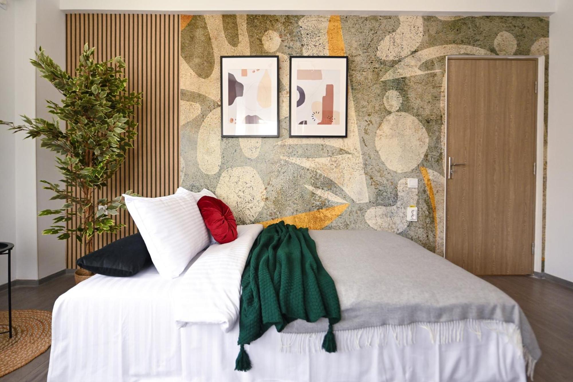Old Town Charm - Modern & Comfortable Accommodation In The Heart Of The City Βουκουρέστι Εξωτερικό φωτογραφία