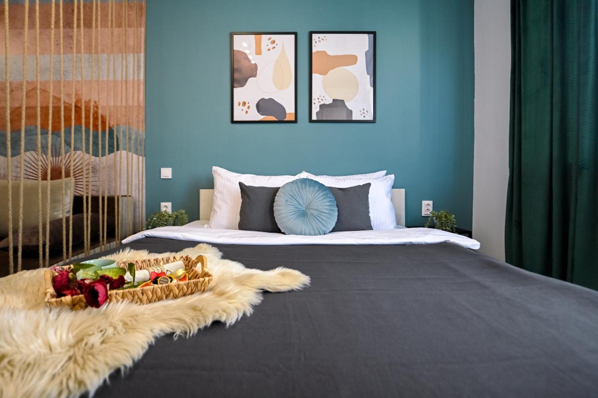 Old Town Charm - Modern & Comfortable Accommodation In The Heart Of The City Βουκουρέστι Εξωτερικό φωτογραφία